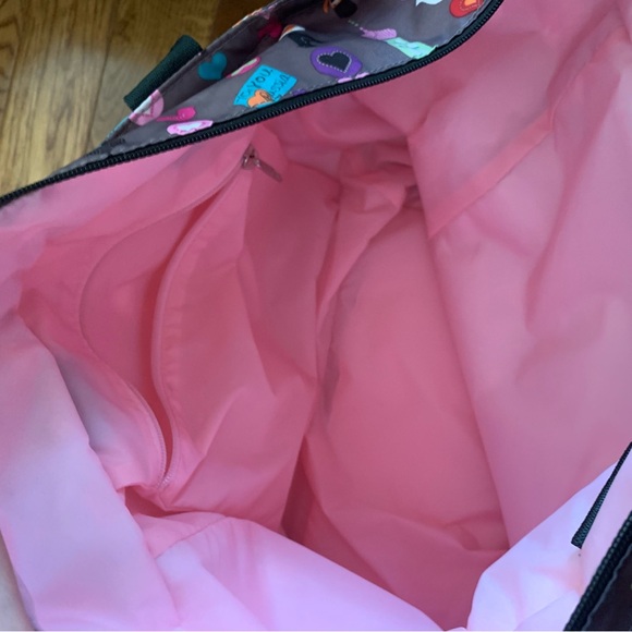 Le Sportsac Russia Theme Print Zipper Tote bag. NEW - Picture 6 of 7